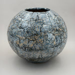 Vase — Blaugrau mit dunklem Liniennetz — Gesamtansicht, 2.