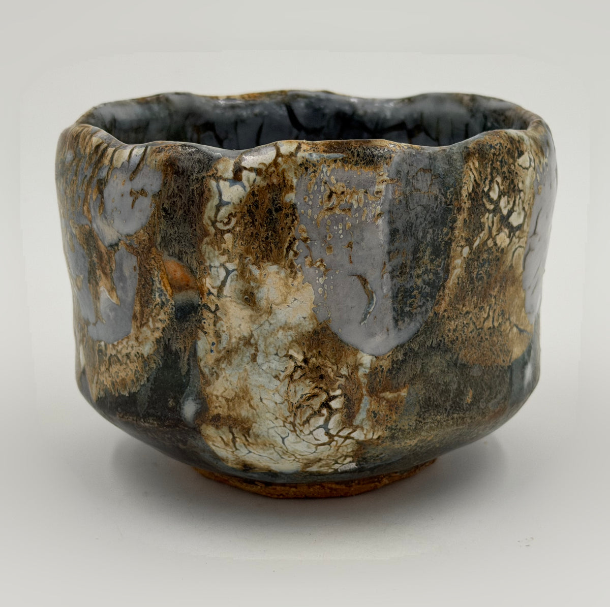 Chawan blu grigio con zone ocra — Veduta completa, 1.