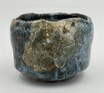 Chawan crema e blu con bordo ondulato — Veduta completa, 1.