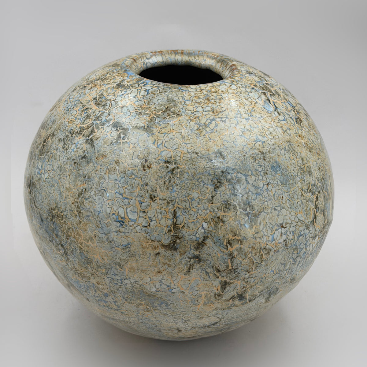 Vase — cream, grey and ochre — Full view, 1.