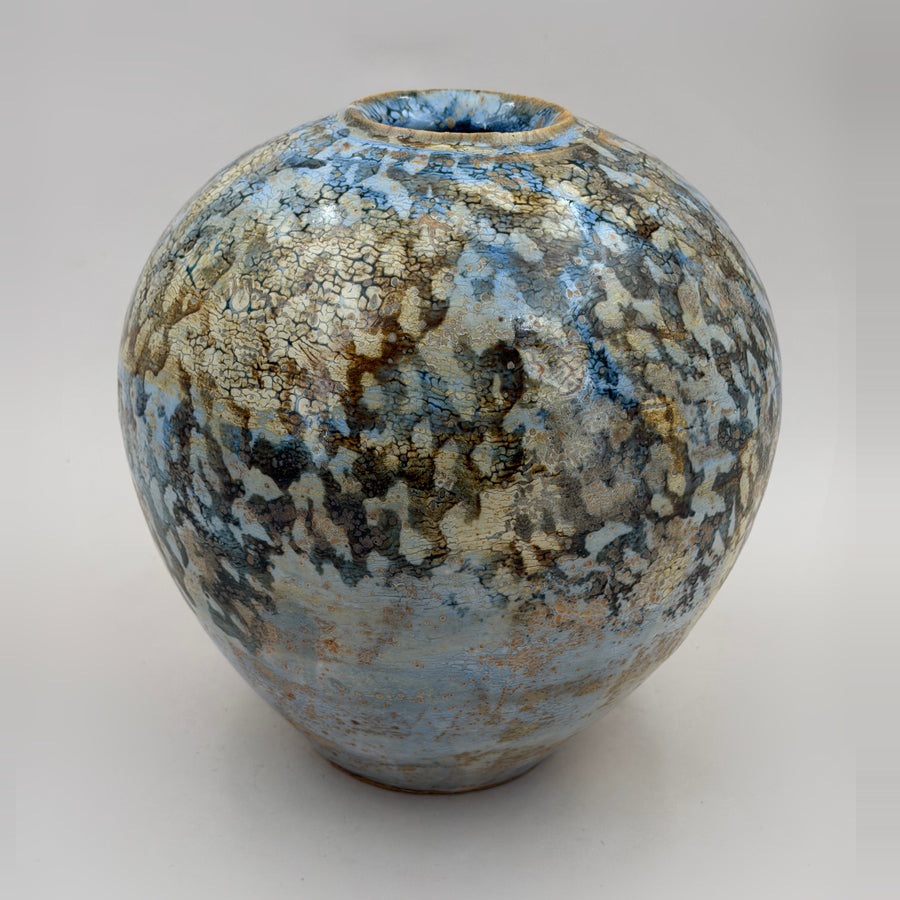 Vase — Blau, Creme und braune Akzente — Gesamtansicht, 1.