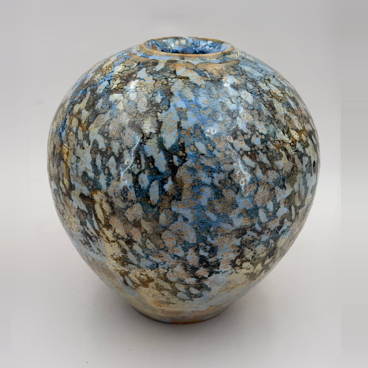 Vaas — blauw, crème en bruine accenten — Volledige aanblik, 3.