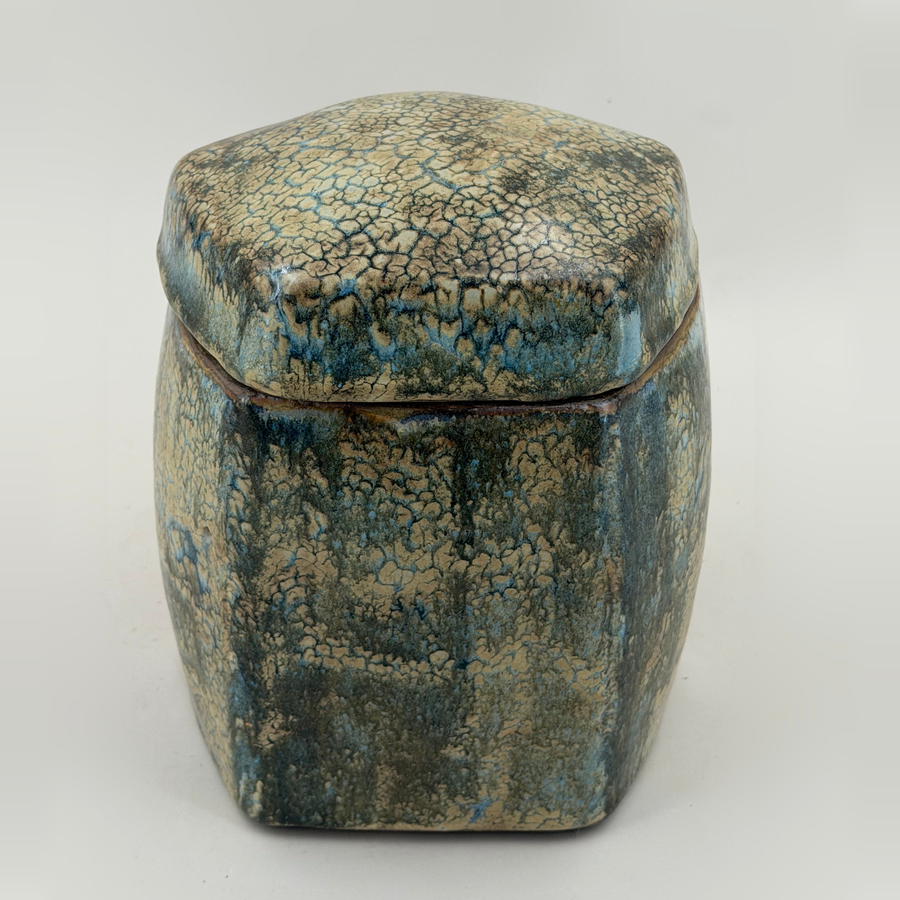 Pentagonal box — Full view, 1.